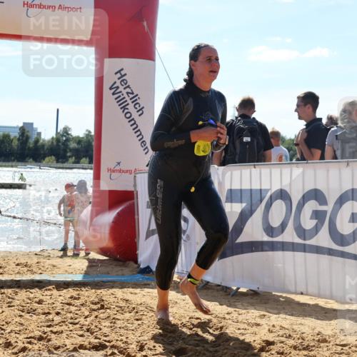 07.09.2025 - 19. Norderstedt Triathlon Luisa Fischer http://msf.ph/oto/8761658 07.09.2025 14:21:39 Schwimmen 365, 430 meine-sportfotos.de
