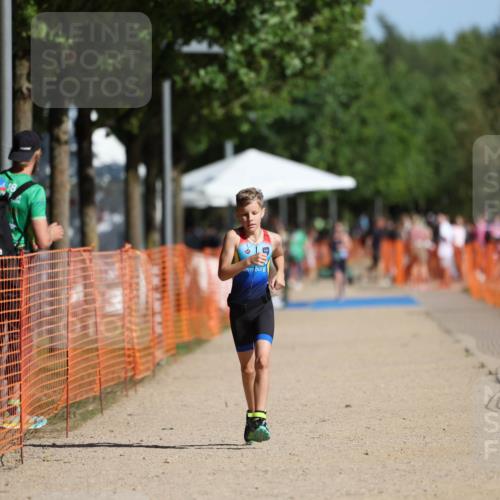 07.09.2025 - 19. Norderstedt Triathlon Michael Strokosch http://msf.ph/oto/8761690 07.09.2025 11:15:03 Laufen 98 meine-sportfotos.de