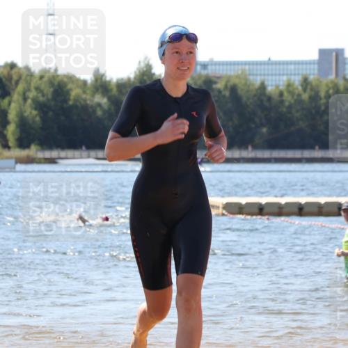 07.09.2025 - 19. Norderstedt Triathlon Luisa Fischer http://msf.ph/oto/8761704 07.09.2025 12:09:29 Schwimmen 167, 171, 798, 813, 847, 1234, 1376 meine-sportfotos.de