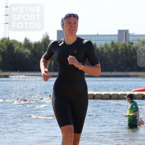 07.09.2025 - 19. Norderstedt Triathlon Luisa Fischer http://msf.ph/oto/8761715 07.09.2025 12:09:30 Schwimmen 167, 171, 798, 813, 847, 1234, 1376 meine-sportfotos.de