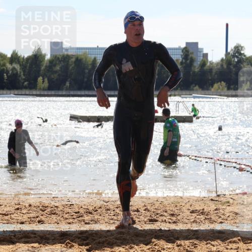 07.09.2025 - 19. Norderstedt Triathlon Luisa Fischer http://msf.ph/oto/8761720 07.09.2025 14:21:52 Schwimmen 430, 1510 meine-sportfotos.de