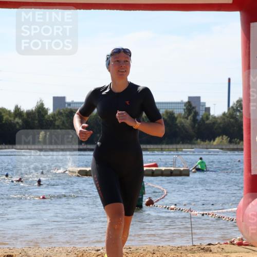 07.09.2025 - 19. Norderstedt Triathlon Luisa Fischer http://msf.ph/oto/8761729 07.09.2025 12:09:30 Schwimmen 167, 171, 798, 813, 847, 1234, 1376 meine-sportfotos.de