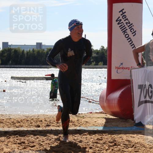 07.09.2025 - 19. Norderstedt Triathlon Luisa Fischer http://msf.ph/oto/8761737 07.09.2025 14:21:53 Schwimmen 430, 1510 meine-sportfotos.de