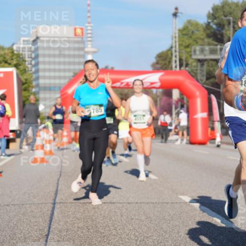 07.09.2025 - BARMER Alsterlauf Yannick Fuchs http://msf.ph/oto/8761743 07.09.2025 09:40:49 Laufen 785, 18, 10, 36, 2891 meine-sportfotos.de