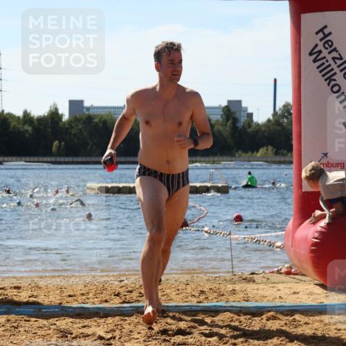 07.09.2025 - 19. Norderstedt Triathlon Luisa Fischer http://msf.ph/oto/8761746 07.09.2025 12:09:47 Schwimmen 752 meine-sportfotos.de
