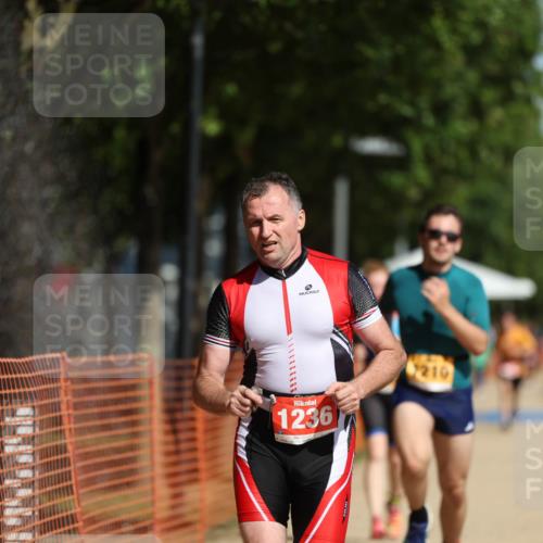 07.09.2025 - 19. Norderstedt Triathlon Michael Strokosch http://msf.ph/oto/8761749 07.09.2025 12:08:19 Laufen 1167, 1210, 1236 meine-sportfotos.de