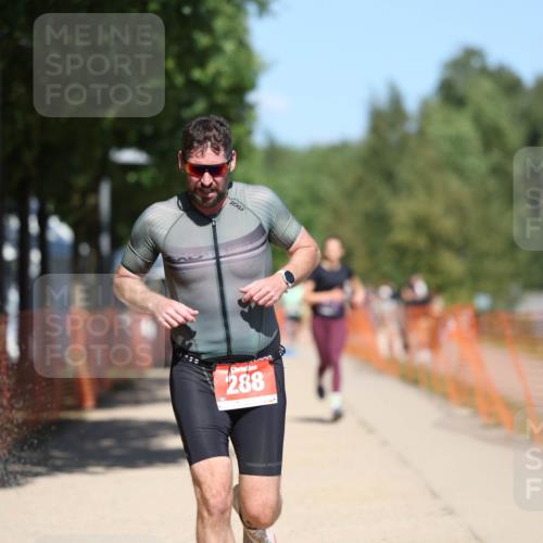07.09.2025 - 19. Norderstedt Triathlon Michael Strokosch http://msf.ph/oto/8761754 07.09.2025 13:17:26 Laufen 288, 323, 330 meine-sportfotos.de