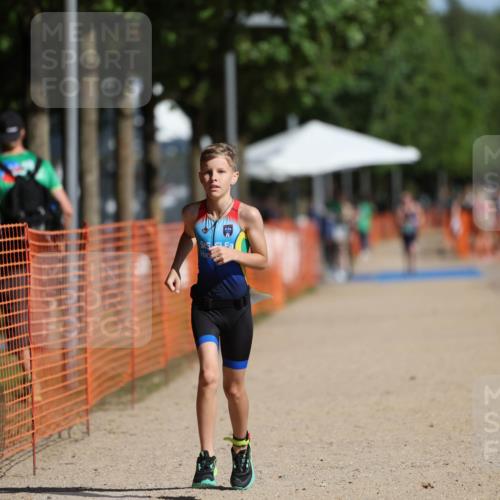 07.09.2025 - 19. Norderstedt Triathlon Michael Strokosch http://msf.ph/oto/8761759 07.09.2025 11:15:05 Laufen 98 meine-sportfotos.de