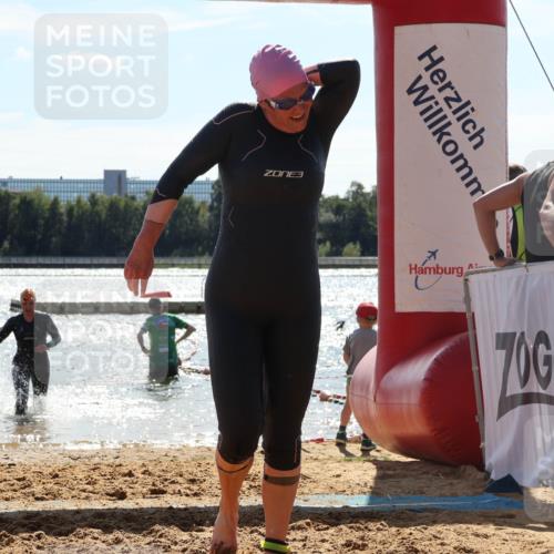 07.09.2025 - 19. Norderstedt Triathlon Luisa Fischer http://msf.ph/oto/8761761 07.09.2025 14:22:04 Schwimmen 407, 884, 1510 meine-sportfotos.de