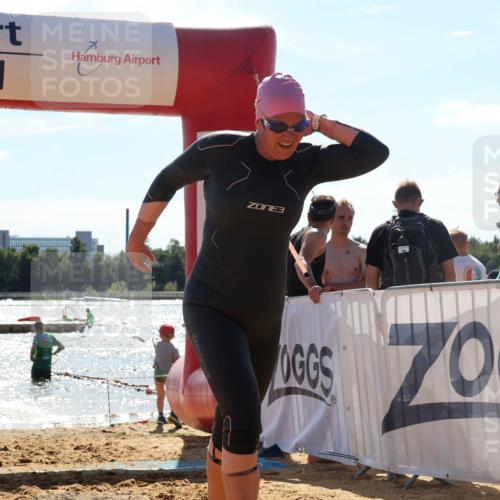 07.09.2025 - 19. Norderstedt Triathlon Luisa Fischer http://msf.ph/oto/8761777 07.09.2025 14:22:05 Schwimmen 407, 884 meine-sportfotos.de