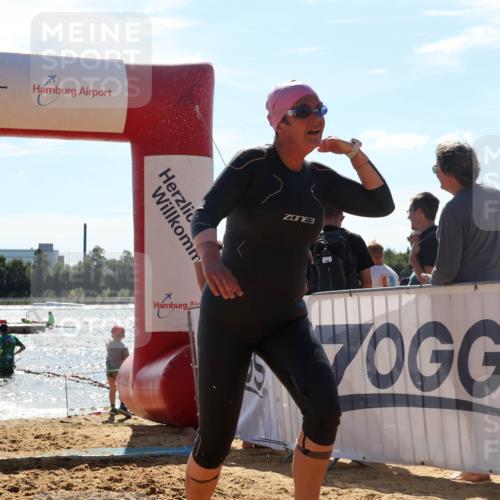 07.09.2025 - 19. Norderstedt Triathlon Luisa Fischer http://msf.ph/oto/8761783 07.09.2025 14:22:05 Schwimmen 407, 884 meine-sportfotos.de