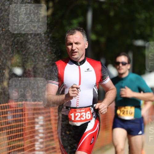 07.09.2025 - 19. Norderstedt Triathlon Michael Strokosch http://msf.ph/oto/8761801 07.09.2025 12:08:20 Laufen 1167, 1210, 1236 meine-sportfotos.de