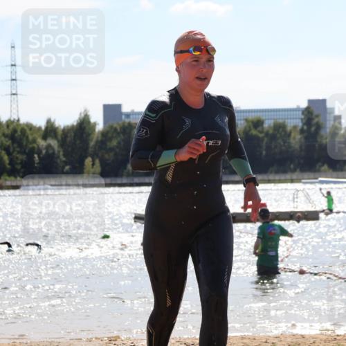 07.09.2025 - 19. Norderstedt Triathlon Luisa Fischer http://msf.ph/oto/8761802 07.09.2025 14:22:10 Schwimmen 407, 884 meine-sportfotos.de