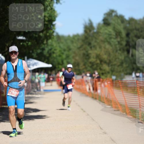 07.09.2025 - 19. Norderstedt Triathlon Michael Strokosch http://msf.ph/oto/8761840 07.09.2025 13:17:36 Laufen 323, 750, 777 meine-sportfotos.de