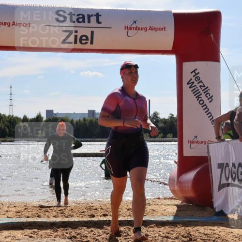 07.09.2025 - 19. Norderstedt Triathlon Luisa Fischer http://msf.ph/oto/8761850 07.09.2025 14:22:39 Schwimmen 408, 443, 454, 457, 459, 1484 meine-sportfotos.de