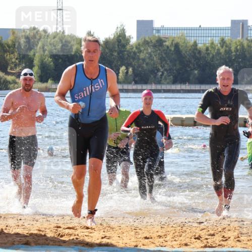 07.09.2025 - 19. Norderstedt Triathlon Luisa Fischer http://msf.ph/oto/8761851 07.09.2025 12:10:18 Schwimmen 161, 247, 1230, 1263, 1384 meine-sportfotos.de