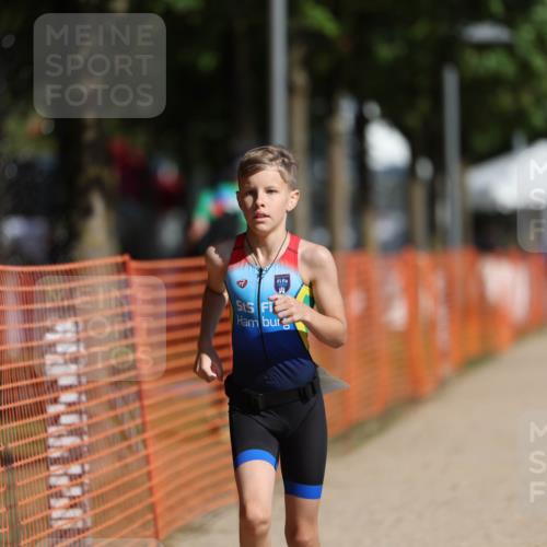 07.09.2025 - 19. Norderstedt Triathlon Michael Strokosch http://msf.ph/oto/8761861 07.09.2025 11:15:07 Laufen 98 meine-sportfotos.de