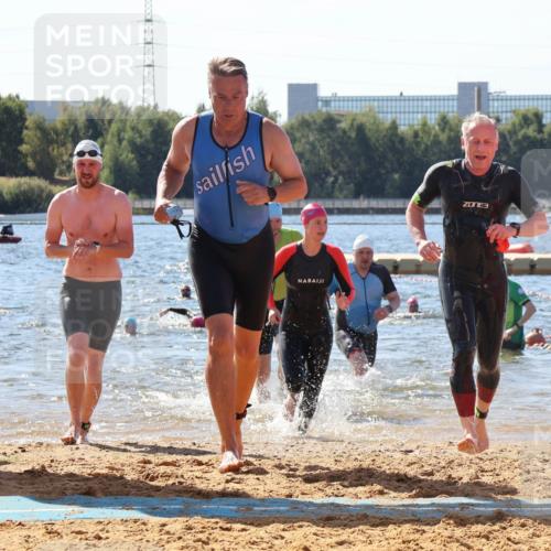 07.09.2025 - 19. Norderstedt Triathlon Luisa Fischer http://msf.ph/oto/8761866 07.09.2025 12:10:19 Schwimmen 161, 247, 1230, 1235, 1263, 1384 meine-sportfotos.de