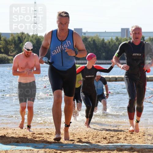 07.09.2025 - 19. Norderstedt Triathlon Luisa Fischer http://msf.ph/oto/8761881 07.09.2025 12:10:20 Schwimmen 161, 247, 1230, 1235, 1263, 1384 meine-sportfotos.de