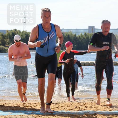07.09.2025 - 19. Norderstedt Triathlon Luisa Fischer http://msf.ph/oto/8761890 07.09.2025 12:10:20 Schwimmen 161, 247, 1230, 1235, 1263, 1384 meine-sportfotos.de