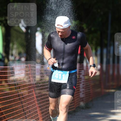 07.09.2025 - 19. Norderstedt Triathlon Michael Strokosch http://msf.ph/oto/8761902 07.09.2025 15:00:06 Laufen 411, 1012 meine-sportfotos.de