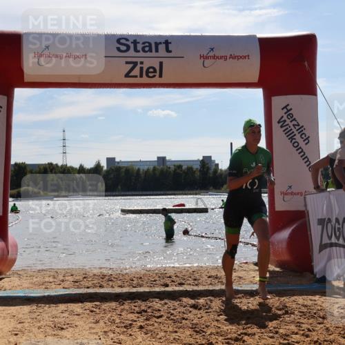 07.09.2025 - 19. Norderstedt Triathlon Luisa Fischer http://msf.ph/oto/8761918 07.09.2025 14:22:46 Schwimmen 408, 443, 454, 457, 459, 1484, 1489 meine-sportfotos.de