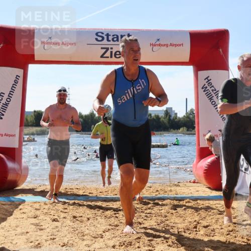 07.09.2025 - 19. Norderstedt Triathlon Luisa Fischer http://msf.ph/oto/8761922 07.09.2025 12:10:22 Schwimmen 161, 247, 1230, 1235, 1263, 1384 meine-sportfotos.de