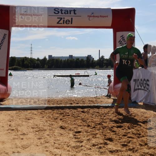 07.09.2025 - 19. Norderstedt Triathlon Luisa Fischer http://msf.ph/oto/8761924 07.09.2025 14:22:46 Schwimmen 408, 443, 454, 457, 459, 1484, 1489 meine-sportfotos.de
