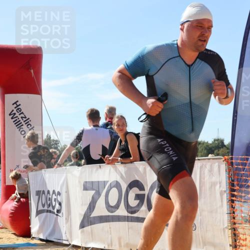 07.09.2025 - 19. Norderstedt Triathlon Luisa Fischer http://msf.ph/oto/8761985 07.09.2025 12:10:27 Schwimmen 161, 247, 1230, 1235, 1263, 1384 meine-sportfotos.de