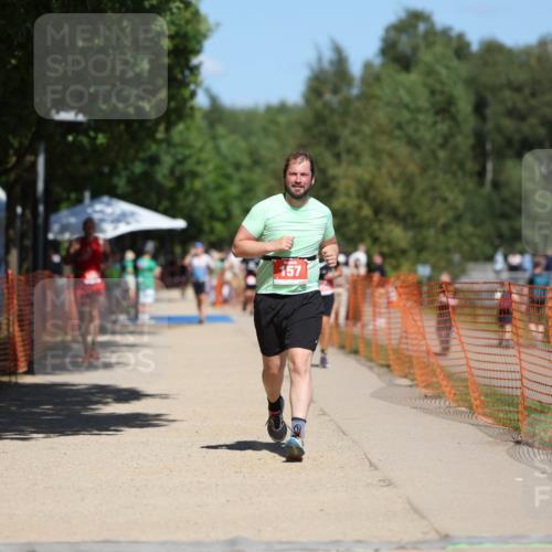 07.09.2025 - 19. Norderstedt Triathlon Michael Strokosch http://msf.ph/oto/8761986 07.09.2025 13:17:50 Laufen 157, 1216 meine-sportfotos.de