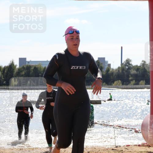 07.09.2025 - 19. Norderstedt Triathlon Luisa Fischer http://msf.ph/oto/8761990 07.09.2025 14:23:31 Schwimmen 437, 453, 1424, 1486, 1490 meine-sportfotos.de