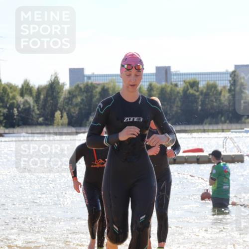 07.09.2025 - 19. Norderstedt Triathlon Luisa Fischer http://msf.ph/oto/8762010 07.09.2025 14:23:33 Schwimmen 437, 453, 1424, 1486, 1490 meine-sportfotos.de