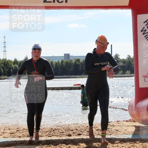 07.09.2025 - 19. Norderstedt Triathlon Luisa Fischer http://msf.ph/oto/8762047 07.09.2025 14:23:35 Schwimmen 437, 453, 1424, 1486, 1490 meine-sportfotos.de