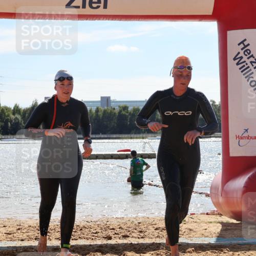 07.09.2025 - 19. Norderstedt Triathlon Luisa Fischer http://msf.ph/oto/8762055 07.09.2025 14:23:36 Schwimmen 437, 453, 1424, 1486, 1490 meine-sportfotos.de