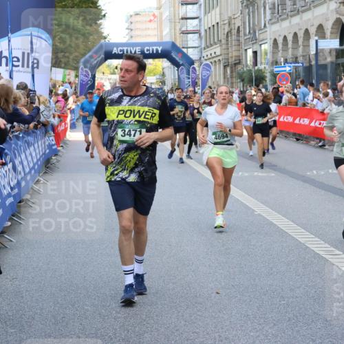 07.09.2025 - BARMER Alsterlauf Strokosch-Dieckow http://msf.ph/oto/8762086 07.09.2025 10:12:32 Ziel 2007, 2041, 2049, 2432, 2462, 2560, 2649, 2707, 3182, 3353, 3580, 3640, 4100, 4397, 4462, 4571, 4572, 4577, 4789, 5919, 8046, 8058, 8060, 8125 meine-sportfotos.de