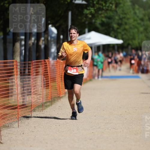 07.09.2025 - 19. Norderstedt Triathlon Michael Strokosch http://msf.ph/oto/8762091 07.09.2025 12:08:27 Laufen 149, 837, 1167 meine-sportfotos.de