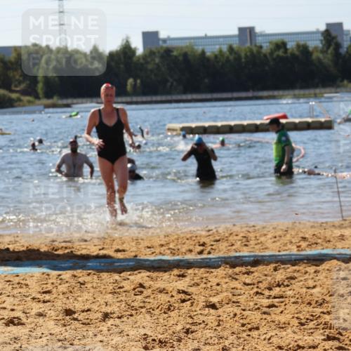 07.09.2025 - 19. Norderstedt Triathlon Luisa Fischer http://msf.ph/oto/8762107 07.09.2025 12:10:46 Schwimmen 262, 266, 759, 1214, 1262, 1269, 1362, 1477 meine-sportfotos.de