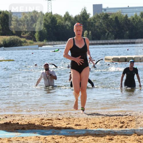 07.09.2025 - 19. Norderstedt Triathlon Luisa Fischer http://msf.ph/oto/8762120 07.09.2025 12:10:47 Schwimmen 262, 266, 759, 1214, 1262, 1269, 1362, 1477 meine-sportfotos.de