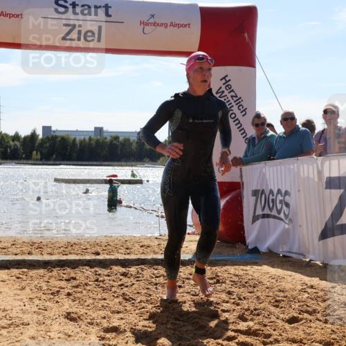 07.09.2025 - 19. Norderstedt Triathlon Luisa Fischer http://msf.ph/oto/8762128 07.09.2025 14:25:40 Schwimmen 464 meine-sportfotos.de