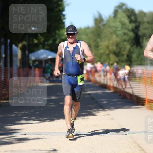 07.09.2025 - 19. Norderstedt Triathlon Michael Strokosch http://msf.ph/oto/8762130 07.09.2025 15:00:17 Laufen 963, 999 meine-sportfotos.de