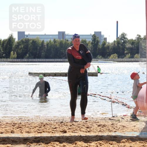 07.09.2025 - 19. Norderstedt Triathlon Luisa Fischer http://msf.ph/oto/8762158 07.09.2025 14:25:59 Schwimmen 1509 meine-sportfotos.de