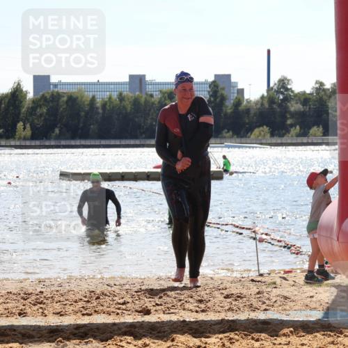 07.09.2025 - 19. Norderstedt Triathlon Luisa Fischer http://msf.ph/oto/8762163 07.09.2025 14:25:59 Schwimmen 1509 meine-sportfotos.de