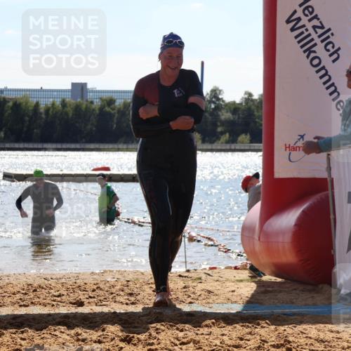 07.09.2025 - 19. Norderstedt Triathlon Luisa Fischer http://msf.ph/oto/8762183 07.09.2025 14:26:01 Schwimmen 1492, 1509 meine-sportfotos.de