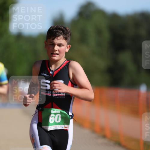 07.09.2025 - 19. Norderstedt Triathlon Michael Strokosch http://msf.ph/oto/8762213 07.09.2025 10:46:32 Laufen 60, 1112 meine-sportfotos.de