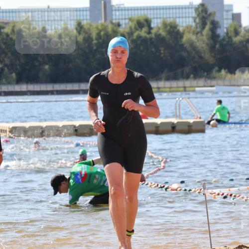 07.09.2025 - 19. Norderstedt Triathlon Luisa Fischer http://msf.ph/oto/8762221 07.09.2025 12:10:57 Schwimmen 145, 183, 1283, 1362 meine-sportfotos.de