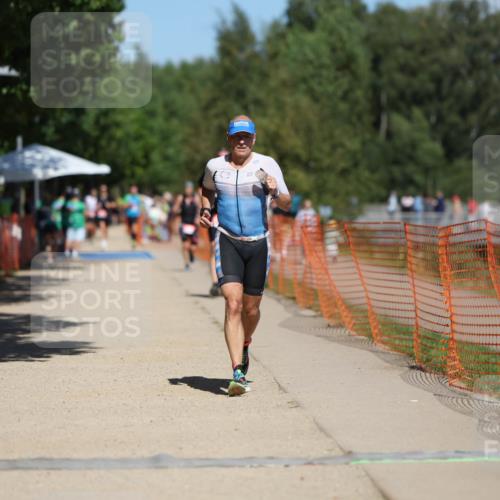 07.09.2025 - 19. Norderstedt Triathlon Michael Strokosch http://msf.ph/oto/8762237 07.09.2025 13:18:08 Laufen 241 meine-sportfotos.de