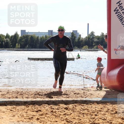 07.09.2025 - 19. Norderstedt Triathlon Luisa Fischer http://msf.ph/oto/8762243 07.09.2025 14:26:06 Schwimmen 1492, 1509 meine-sportfotos.de