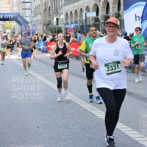 07.09.2025 - BARMER Alsterlauf Strokosch-Dieckow http://msf.ph/oto/8762244 07.09.2025 10:12:26 Ziel 2041, 2049, 2432, 2462, 2649, 3182, 3353, 3448, 3486, 3580, 3880, 3973, 4100, 4136, 4280, 4397, 4462, 4571, 4572, 4789, 4792, 4852, 5732, 5865, 5897, 5919, 8046, 8058, 8060, 8061, 8125, 8357 meine-sportfotos.de