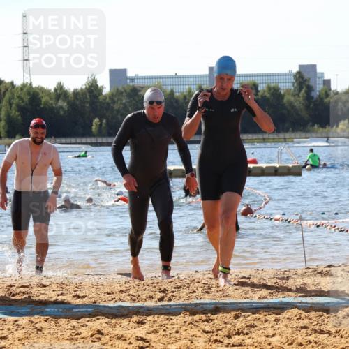 07.09.2025 - 19. Norderstedt Triathlon Luisa Fischer http://msf.ph/oto/8762246 07.09.2025 12:10:58 Schwimmen 145, 183, 1283, 1362 meine-sportfotos.de
