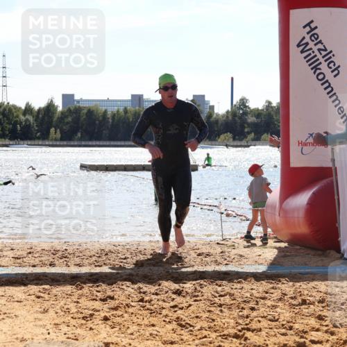 07.09.2025 - 19. Norderstedt Triathlon Luisa Fischer http://msf.ph/oto/8762248 07.09.2025 14:26:06 Schwimmen 1492, 1509 meine-sportfotos.de